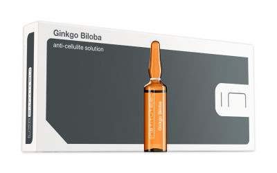 GINKGO BILOBA Solución Anticelulítica Beneficios Tratamientos Principios Activos Ficha técnica Ampolla | Solución Anticelulítica Esta solución antioxidante trabaja sobre el sistema circulatorio dilatando los vasos sanguíneos y reduciendo la viscosidad de las plaquetas. Beneficios específicos: Fortalece los vasos y reduce la permeabilidad capilar. Tiene un efecto antiedema y antivarices. Estimula la lipólisis localizada y trata la celulitis. Ginkgo Biloba es una solución que fortalece los vasos y reduce la permeabilidad capilar. Se trata de un Serum anticelulítico indicado para suavizar la piel de naranja.